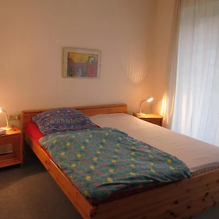Gemuetliches Feriennest In Auf Ruegen * Gustow (Vorpommern-Rugen)